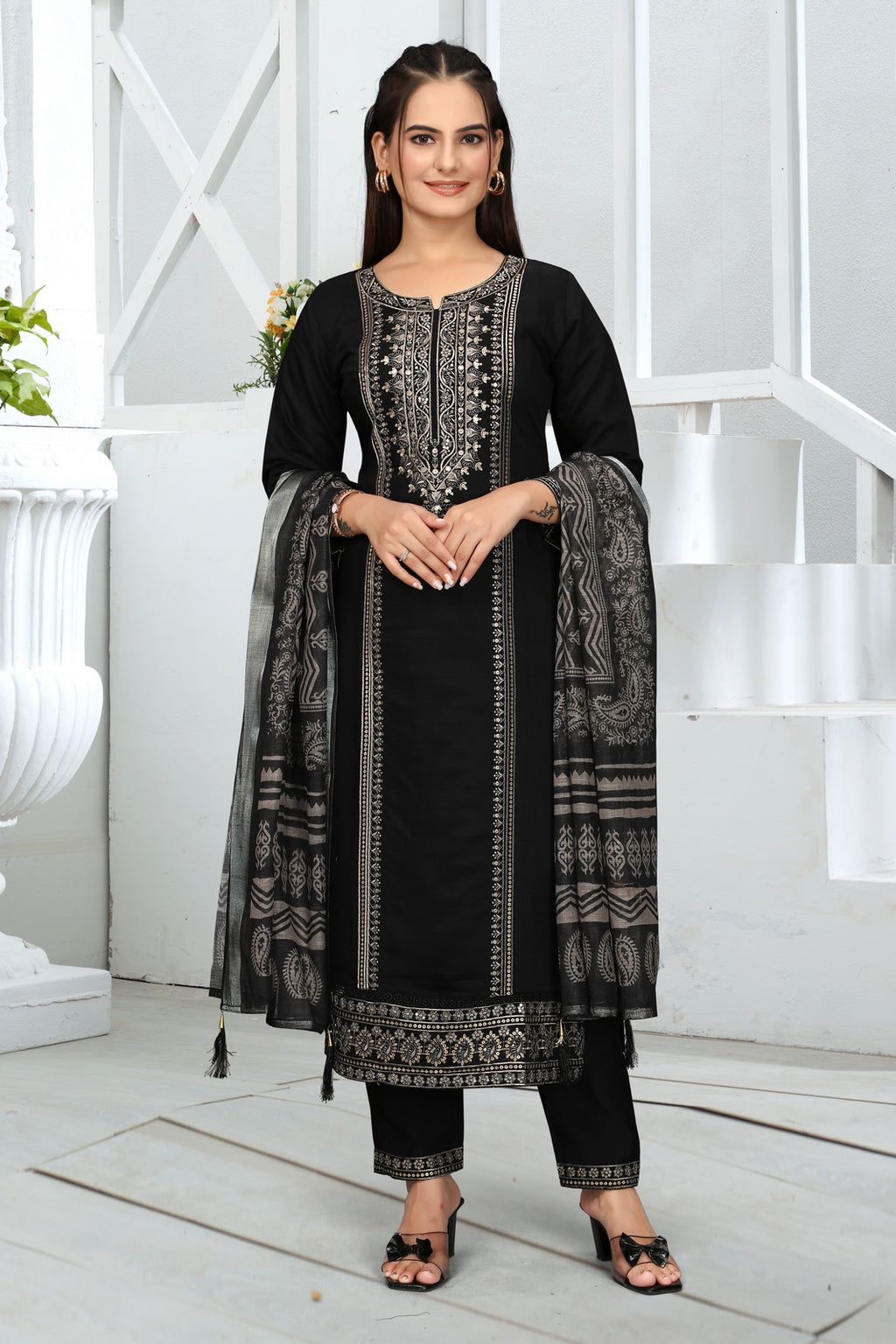 Black Vatican Kurta Set - Elegant Neck Sequence Embroidery & Jacquard Dupatta