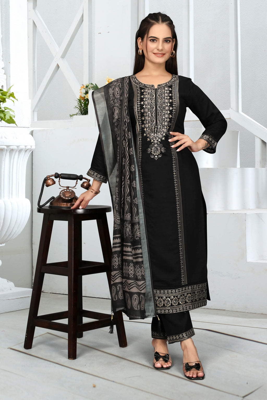 Black Vatican Kurta Set - Elegant Neck Sequence Embroidery & Jacquard Dupatta