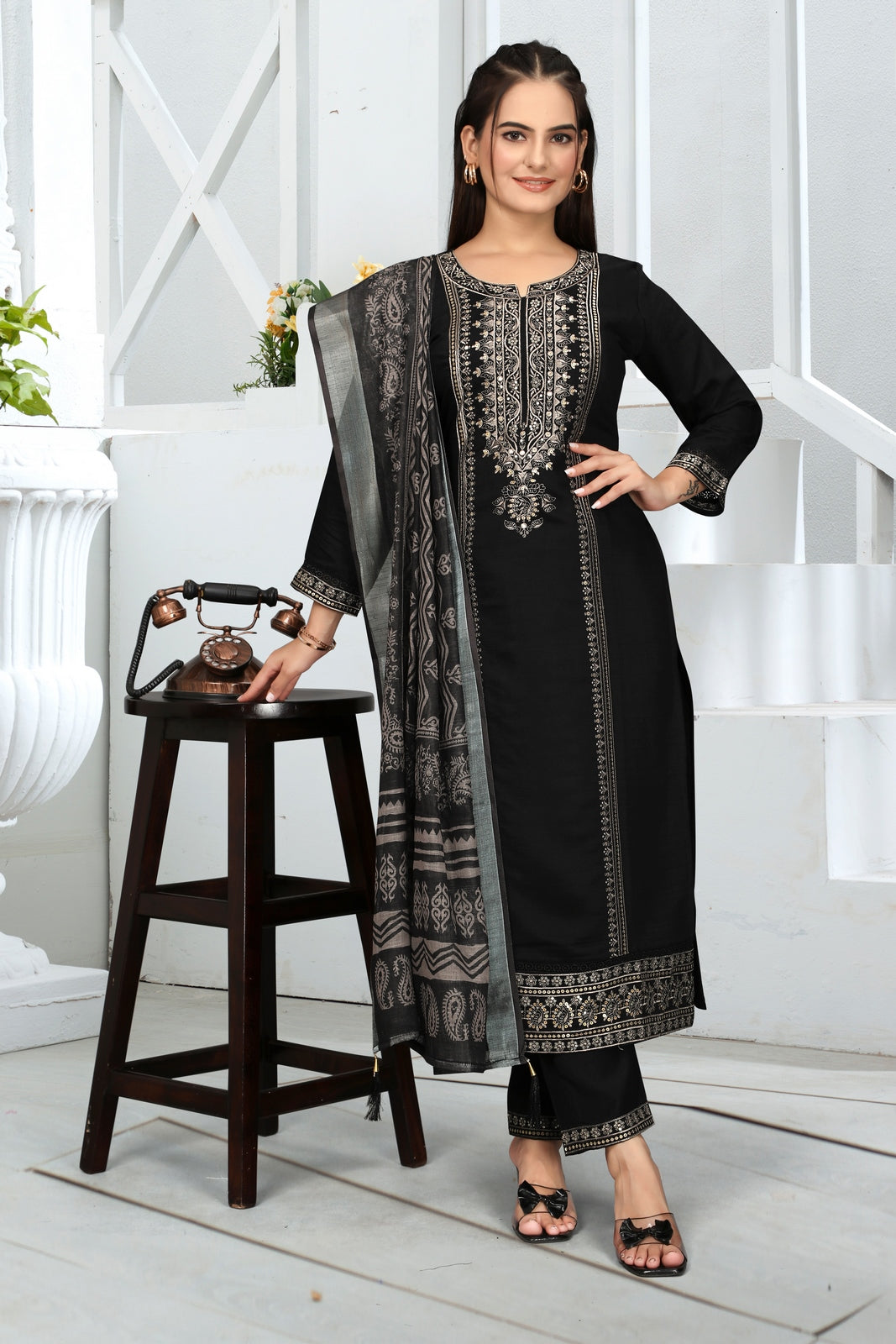 Black Vatican Kurta Set - Elegant Neck Sequence Embroidery & Jacquard Dupatta