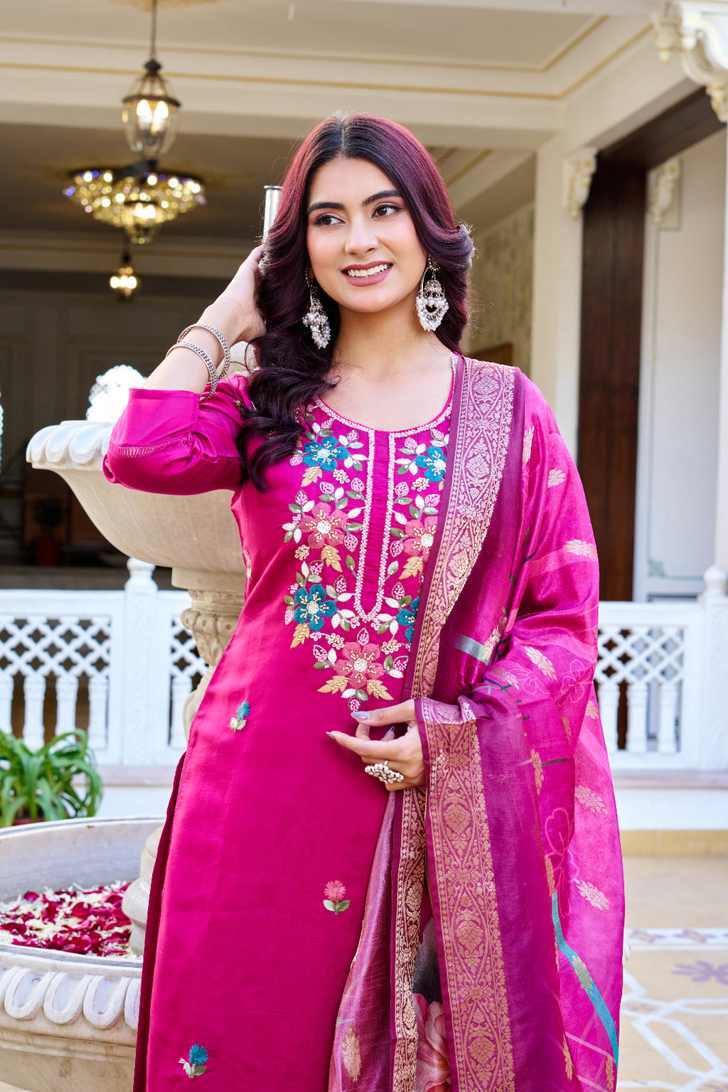 Tanturiti Pink Floral Embroidered Kurta Set with Jacquard Dupatta for Women